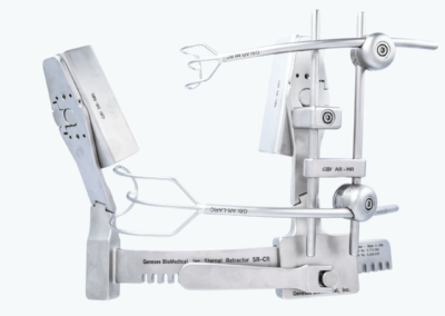 Adult Curved Sternal Retractor